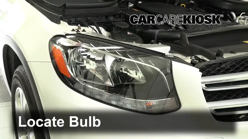 2018 Mercedes-Benz GLC300 4Matic 2.0L 4 Cyl. Turbo Lights Turn Signal - Front (replace bulb)